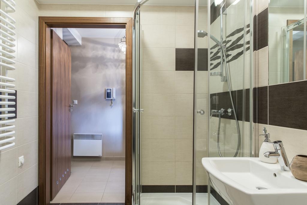 Udanypobyt Apartamenty Snowbird Kościelisko Exteriör bild